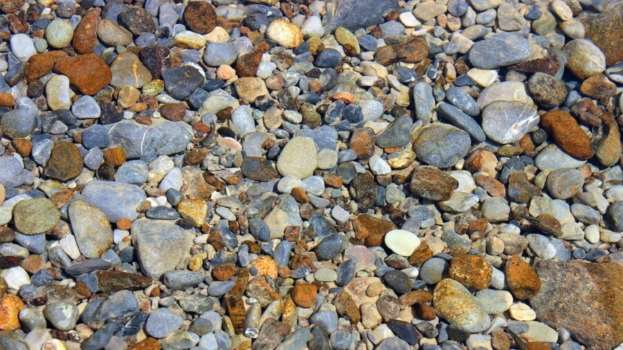 pebble details by side of wadi