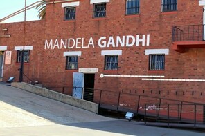 Private Constitution Hill & Apartheid Museum Half Day Tour