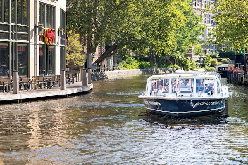 Blue Boat Company City Canal Cruise & Moco Museum 