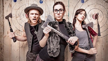 1 Hour Walk-In Axe Throwing Experience Washington DC