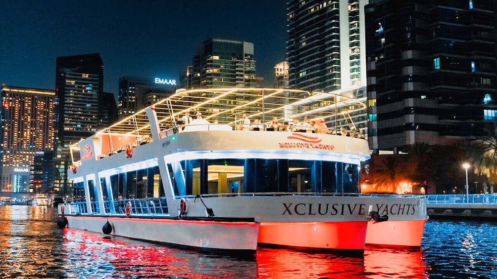 Dubai Marina Dinner Cruise with Live Music & Open Bar