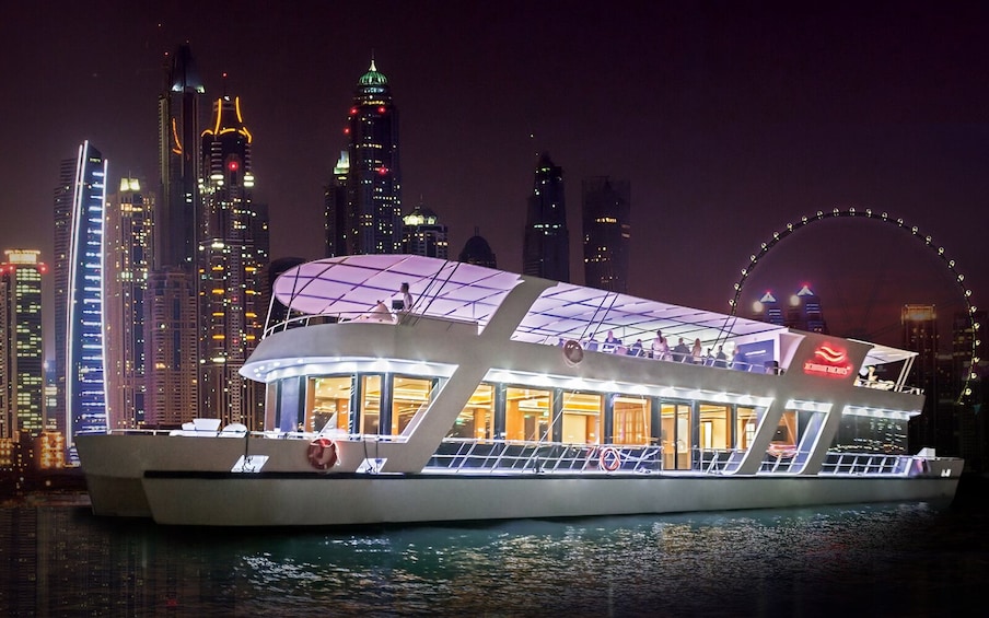 Luxury Dubai Marina Dinner Cruise with Licensed Bar