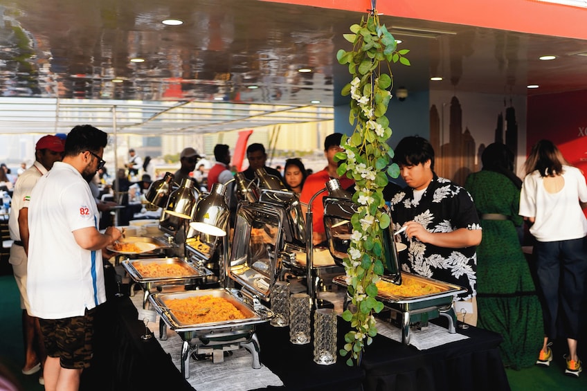 Dubai Marina Dinner Cruise with Live Music & Open Bar