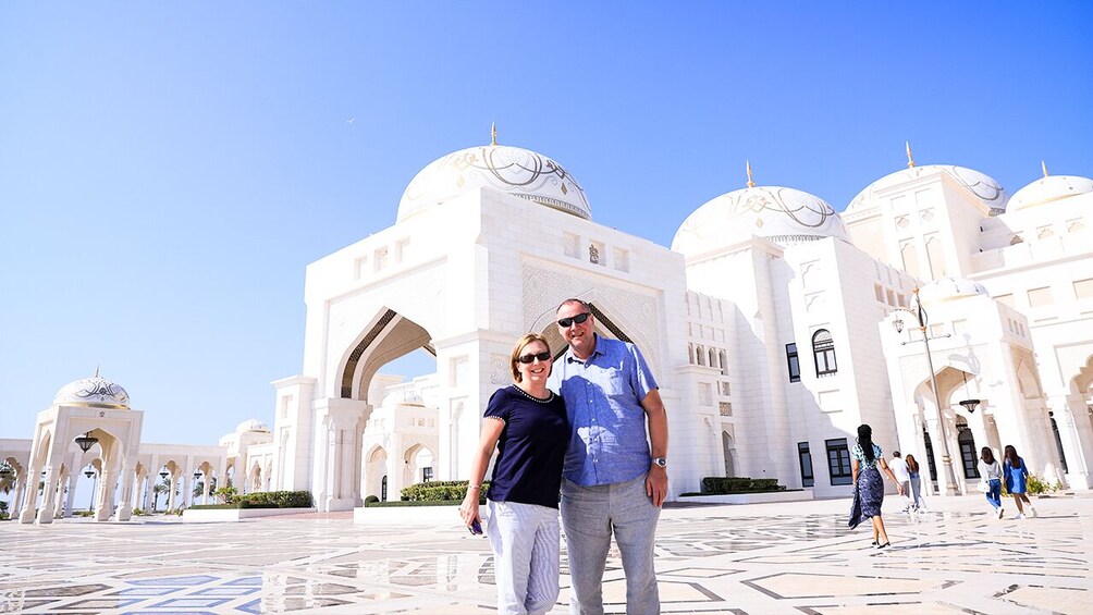 Abu Dhabi Small Group City Tour from Dubai