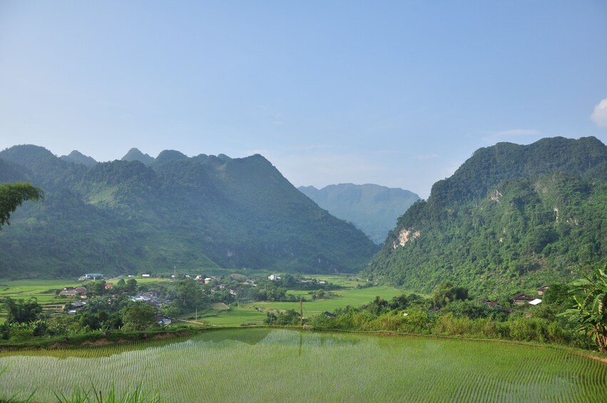 Ba Be National Park 