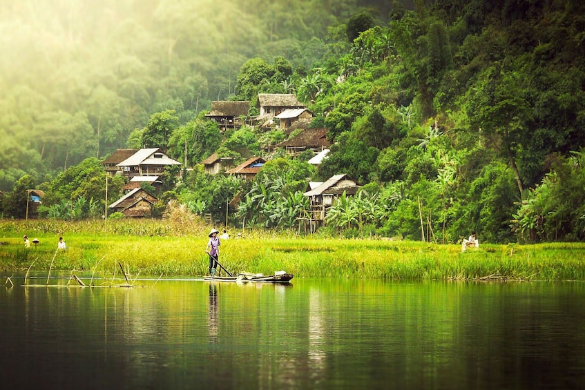 Locals at Ba Bể National Park in Vietnam 