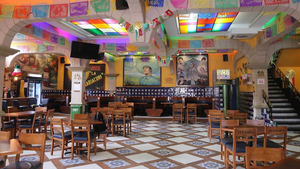 Cantinas - Traditional Mexican Bars Tour