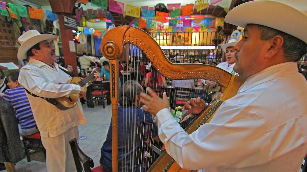 Cantinas - Traditional Mexican Bars Tour