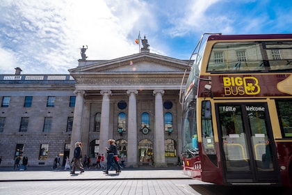 Tour in autobus hop-on hop-off open top di Dublino con guide dal vivo