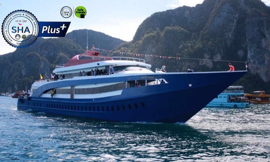Phi Phi Island Tour by Ferry with transfers (SHA Plus) 