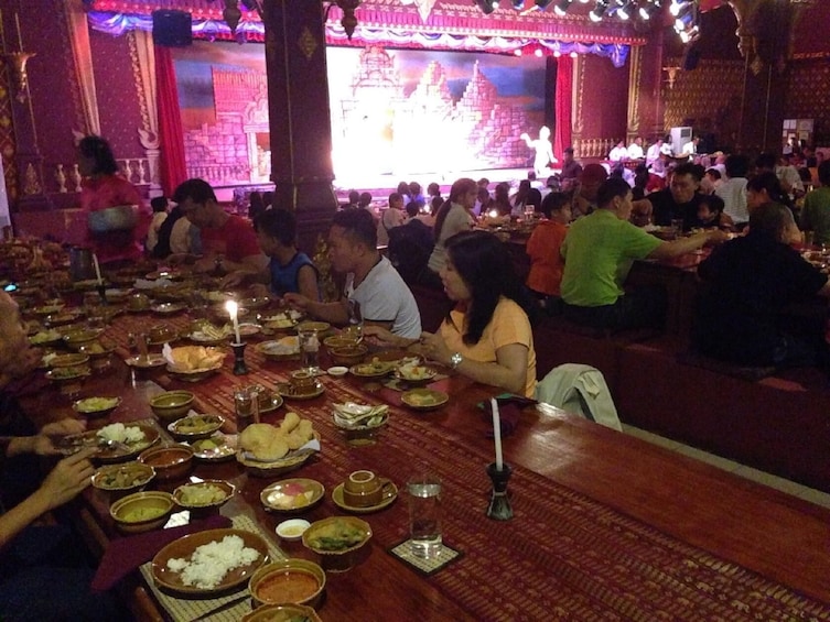 Nopparat Thai Dinner with Classical Dance