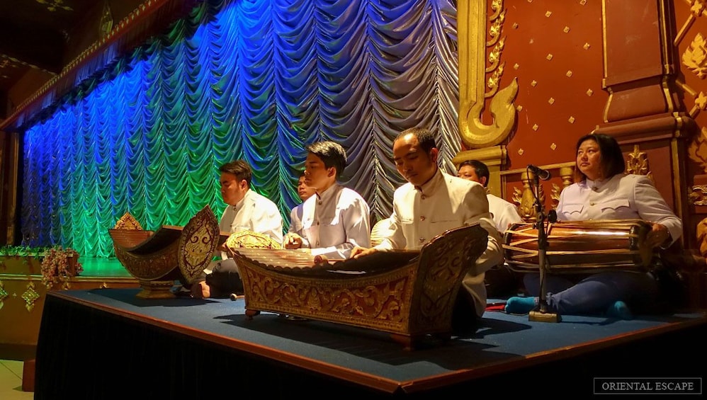 Nopparat Thai Dinner with Classical Dance