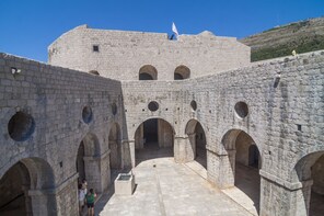 Game of Thrones Walking Tour in Dubrovnik by Vidokrug