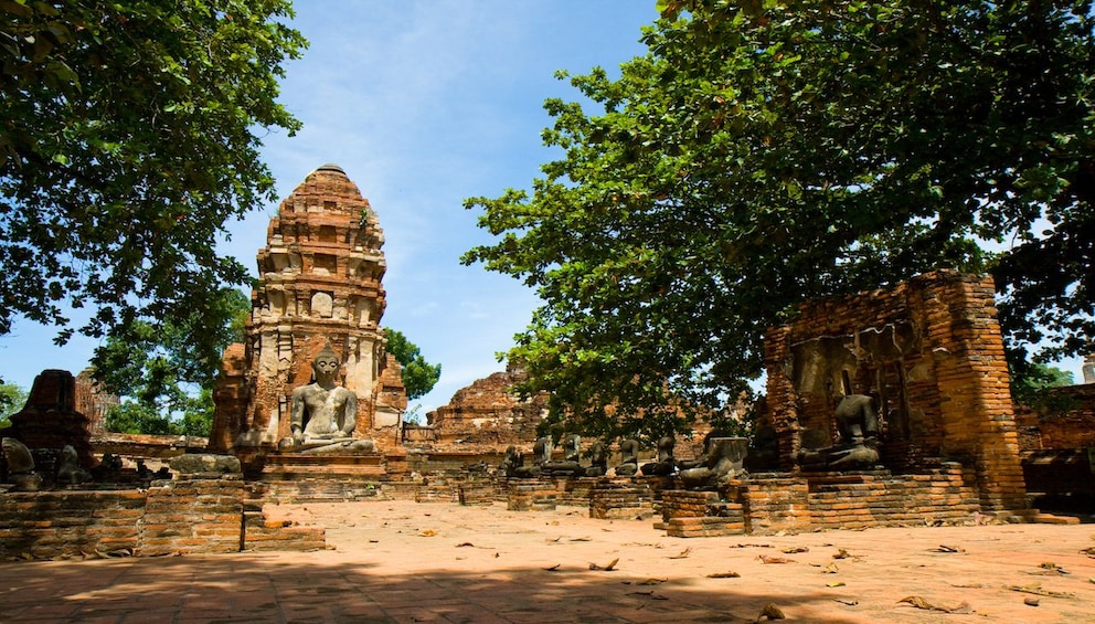 Ancient Temples of Ayutthaya & River Cruise