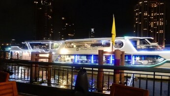 Horizon Dinner Cruise & Complimentary Hop-on Hop-off Bus