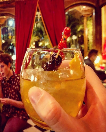 Athens by Night: Sightseeing, Drinks and Food Tastings
