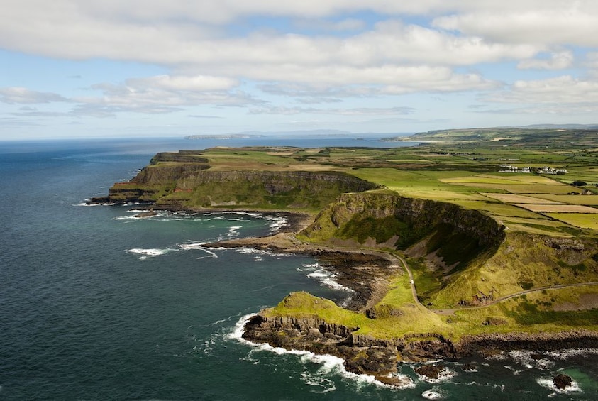 Giant's Causeway and Rope Bridge day tour from Dublin