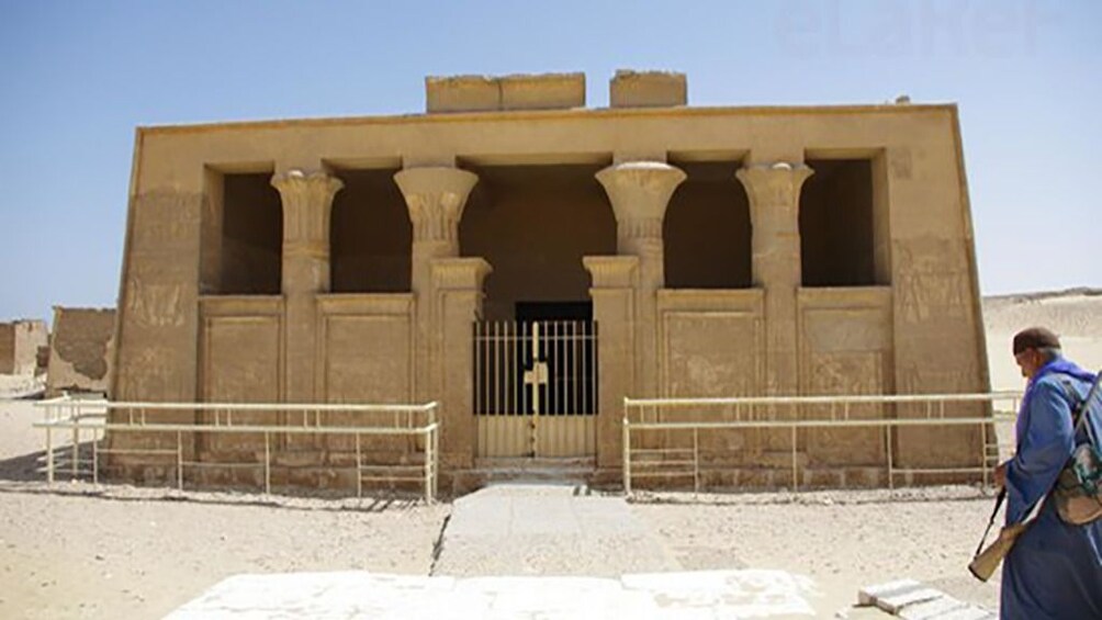 Private El Minya Day Tour from Cairo by car 