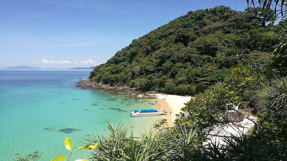 Kradan Island and Mook Island by Speedboat from Phuket