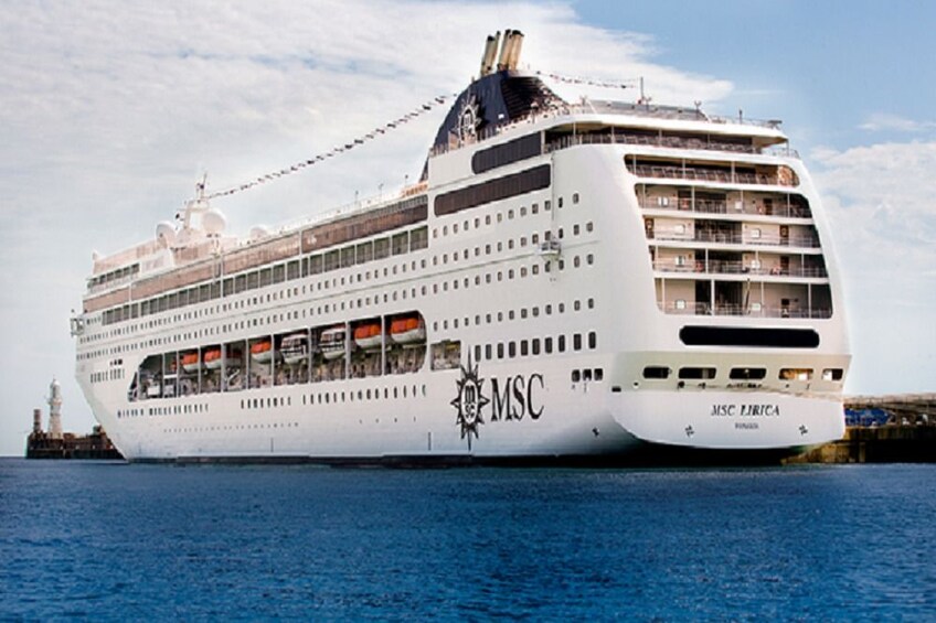 Private package for MSC Lirica from Dubai