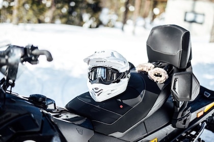 Rovaniemi: aventura en moto de nieve para principiantes