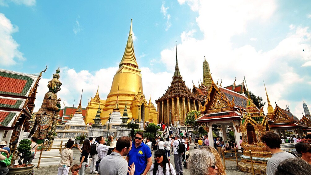 Grand Palace with Temple of Emerald Buddha, Private Tour