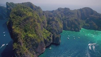Phi Phi Later Rise by Speedboat - Daytime Delight