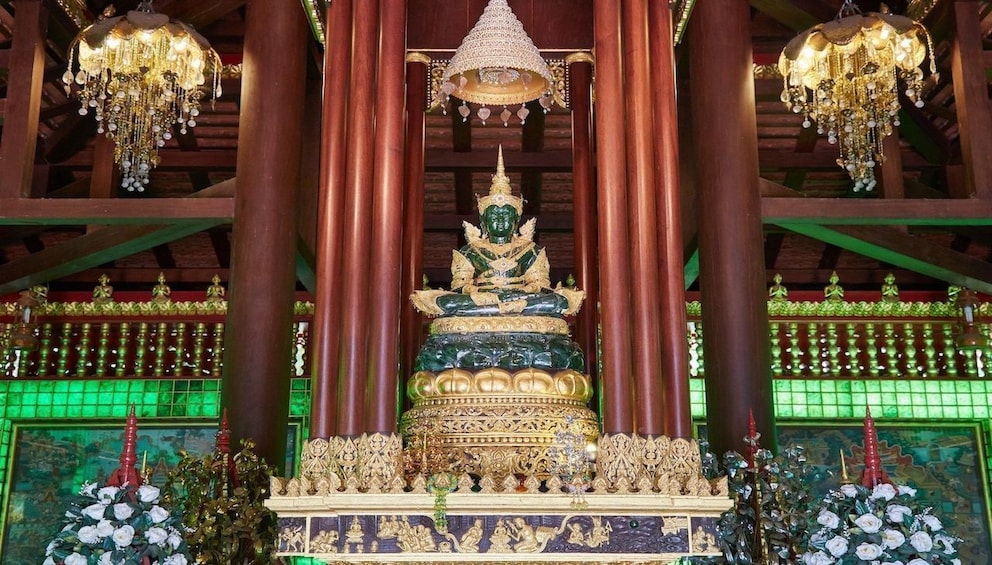 Grand Palace, Emerald Buddha & Reclining Buddha Private Tour