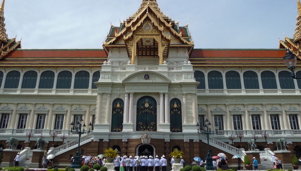 Private Thonburi Klongs & Grand Palace Morning Tour
