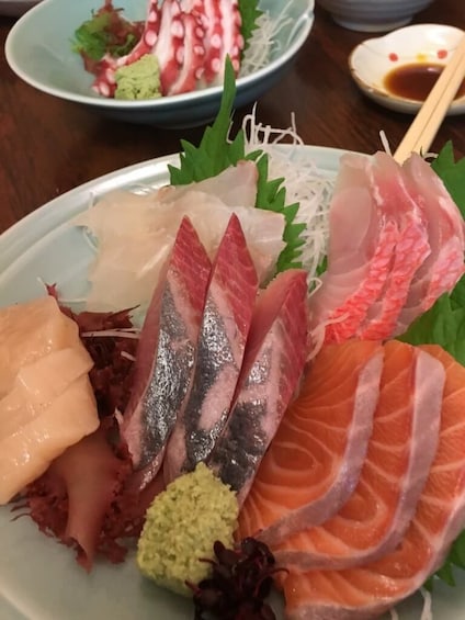 Classic Tsukiji Insider's Tour With Breakfast