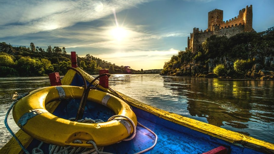Small-Group Day Trip to Tomar & Knights Templar Fortresses