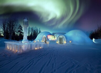 Rovaniemi : Visite du château de neige arctique avec dîner au restaurant de...