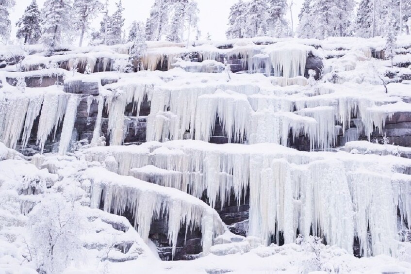 Rovaniemi: Hike to the Frozen Waterfalls of Korouoma