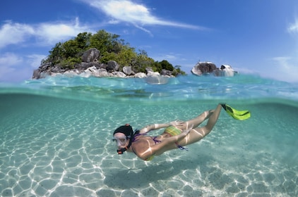 Dagsutflykt med snorkling till Banana Beach