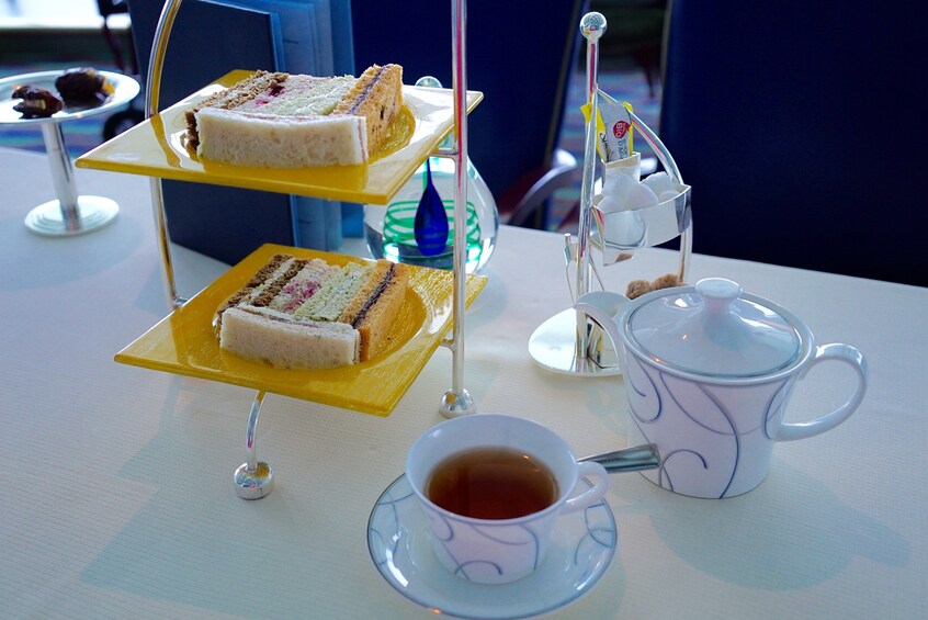Private Dubai Afternoon High Tea at Burj Al Arab