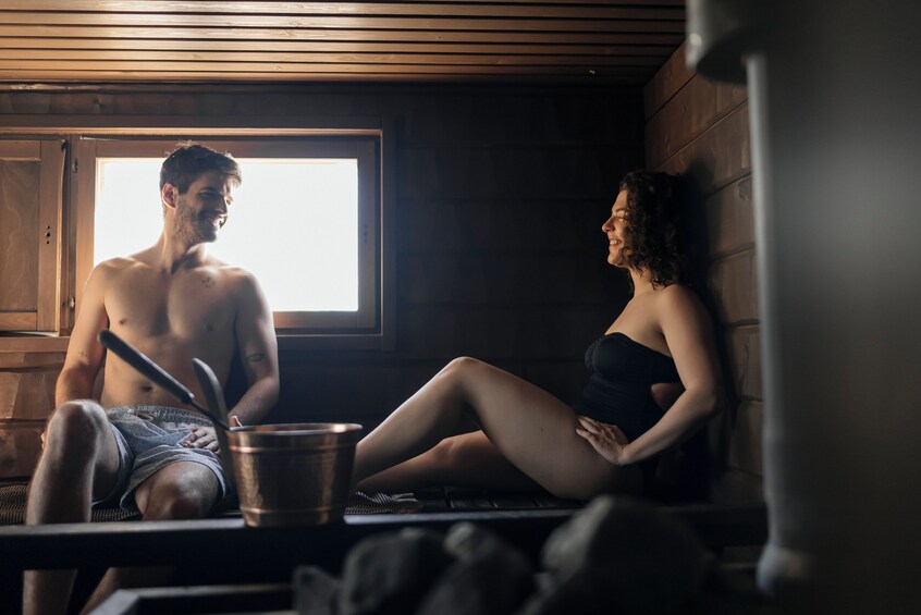 Rovaniemi: Arctic Sauna and Hot Tub with Northern Lights