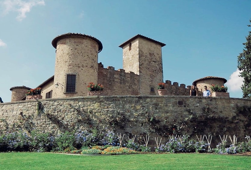 Supertuscan Wine Tour: Master Class by a Wine Expert