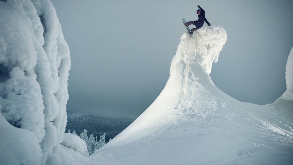 Rovaniemi: Full-day Skiing Adventure in Levi Ski Resort
