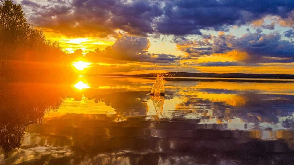 Rovaniemi: Midnight Sun Summer Floating in Forest Lake