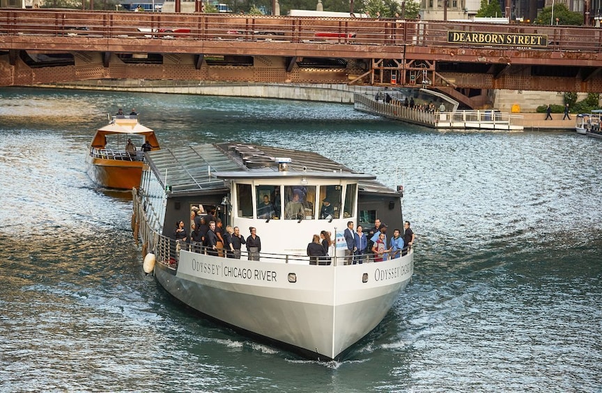 Odyssey Chicago River Premier Architectural Lunch Cruise