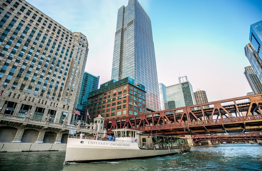 Odyssey Chicago River Premier Architectural Lunch Cruise