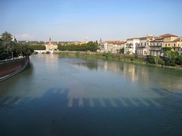 Verona City of Love Sightseeing Tour 