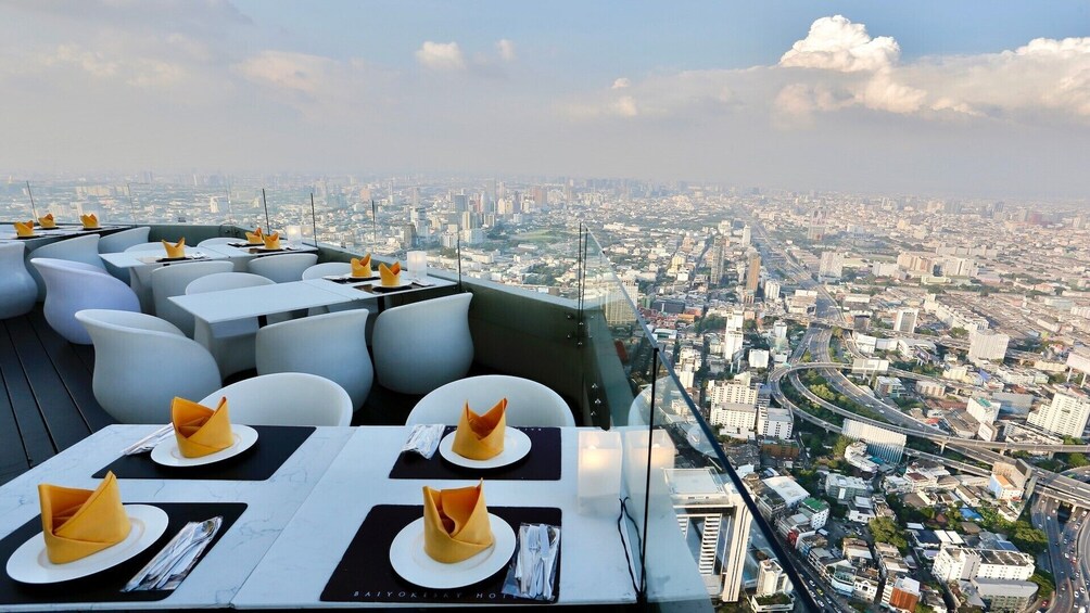 Lunch/Dinner @ Baiyoke Sky Hotel Included Observation Deck