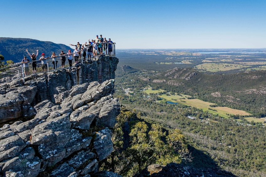 Adelaide to Melbourne 3 Day Overland Tour to Grampians and Great Ocean Road