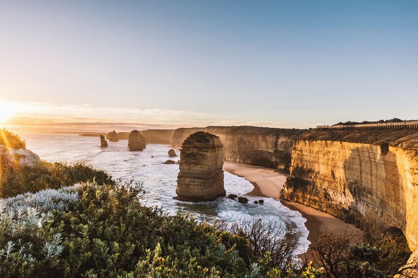 Adelaide to Melbourne 3 Day Overland Tour to Grampians and Great Ocean Road