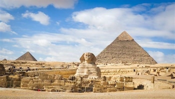 Private Day Tour to Pyramids, Saqqara, Memphis, Dahshur