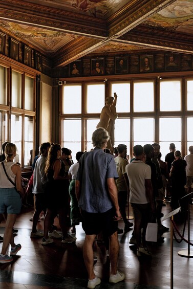 Skip-the-Line: Uffizi Masterclass by Art Expert