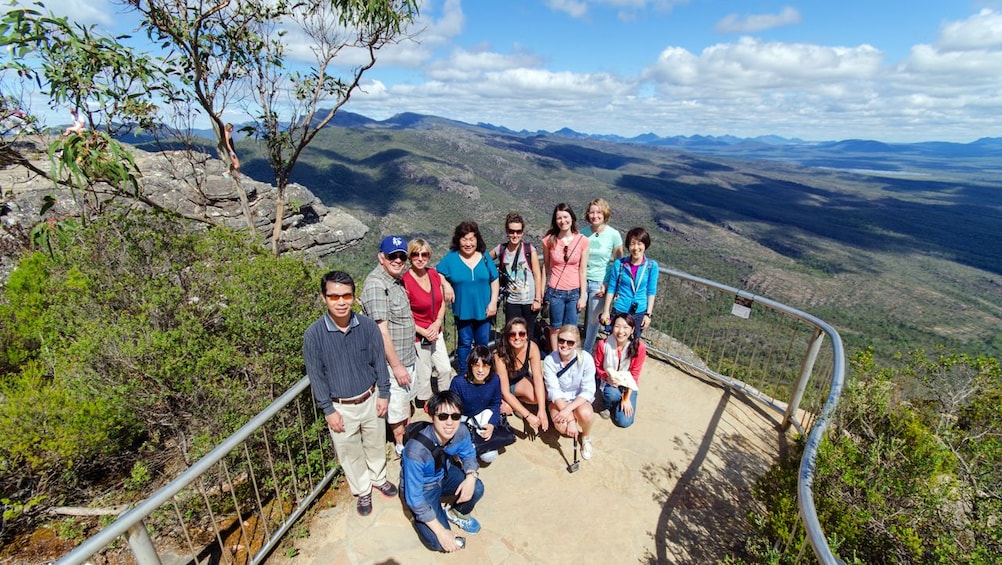 Tour group in Grampians National Park 