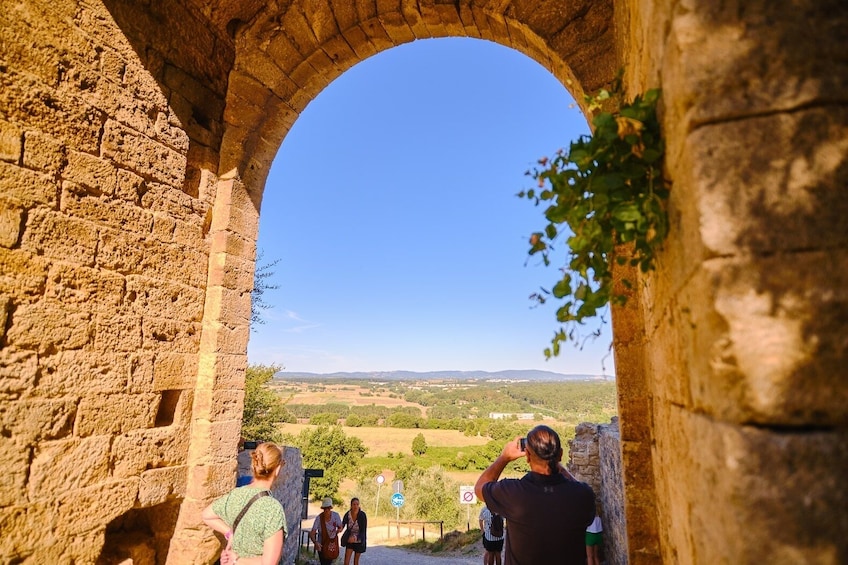 Siena, San Gimignano, Monteriggioni & Chianti from Florence