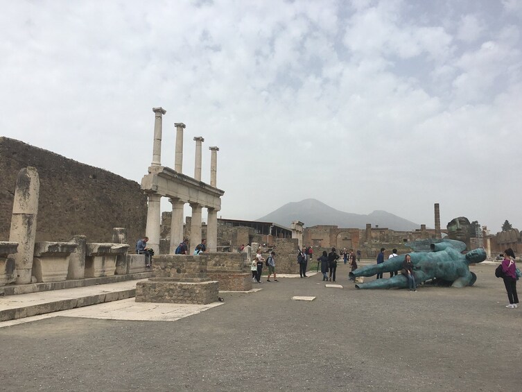 Pompeii Small Group Tour